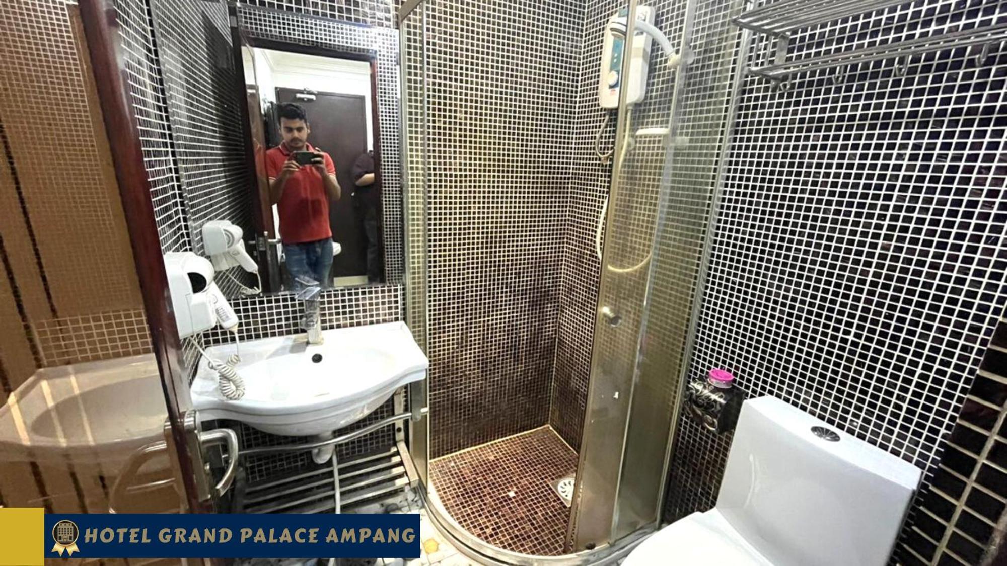 Hotel Grand Palace Ampang Ампанг Екстериор снимка