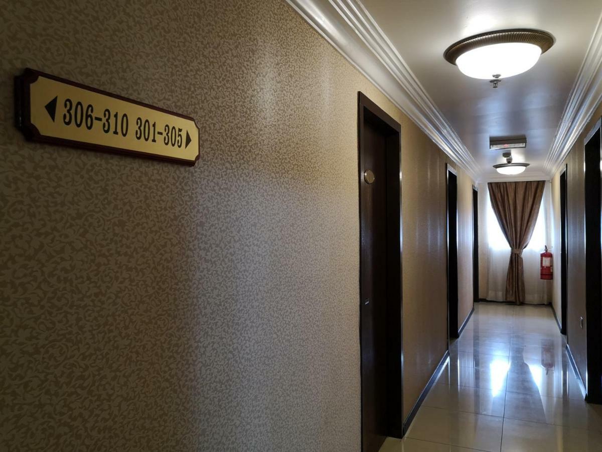 Hotel Grand Palace Ampang Ампанг Екстериор снимка